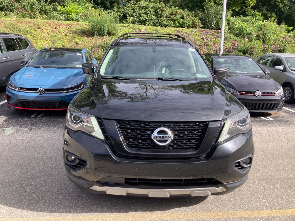Used 2020 Nissan Pathfinder SL SUV