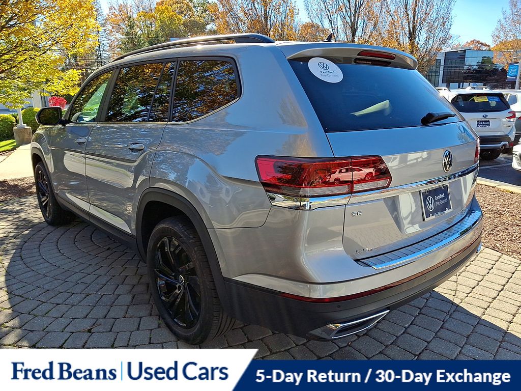 2022 Volkswagen Atlas SE Technology photo 3