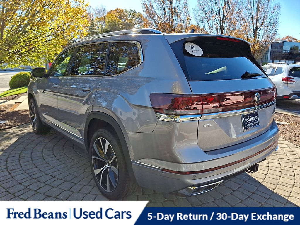 2025 Volkswagen Atlas SEL Premium R-Line photo 4