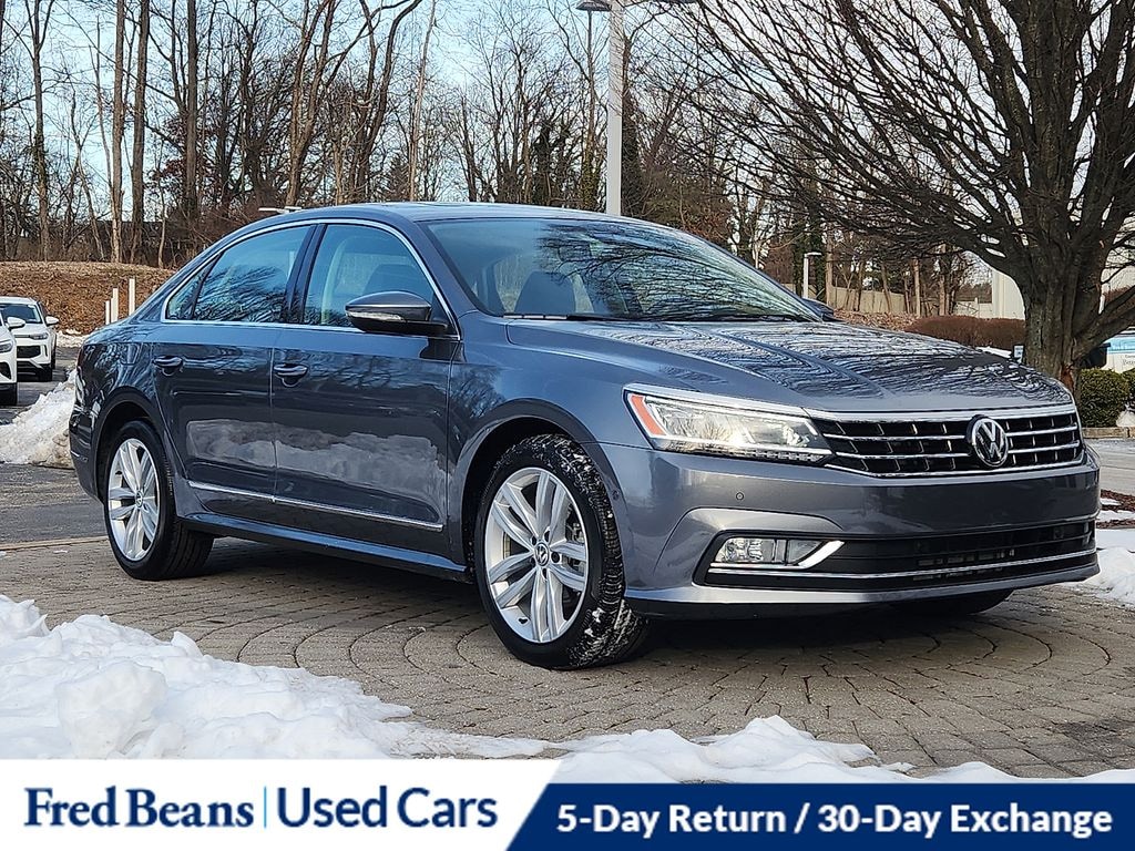 Used 2018 Volkswagen Passat 2.0T SEL Premium Sedan