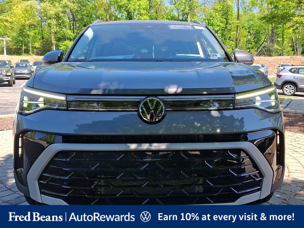 Used 2025 Volkswagen Taos 1.5T SEL SUV