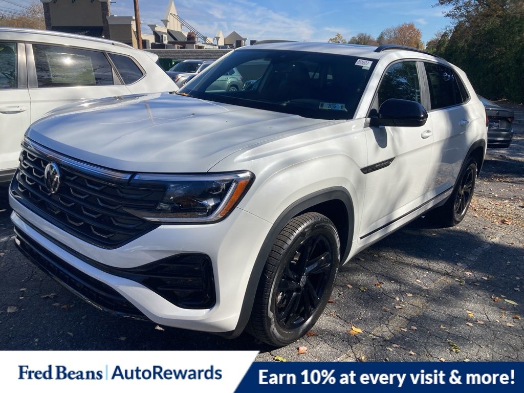 2026 Volkswagen Atlas Cross Sport SEL R-Line photo 3