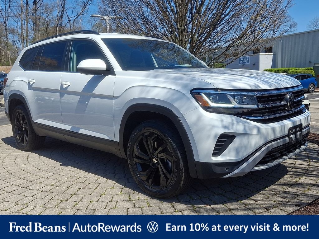 Certified 2023 Volkswagen Atlas 3.6L V6 SE w/Technology SUV