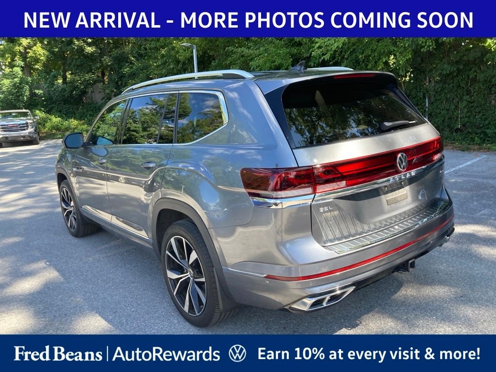 Used 2024 Volkswagen Atlas 2.0T SEL Premium R-Line SUV