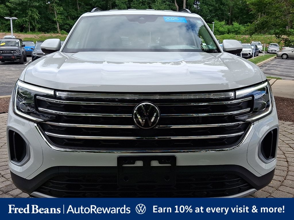 Certified 2025 Volkswagen Atlas 2.0T SE SUV