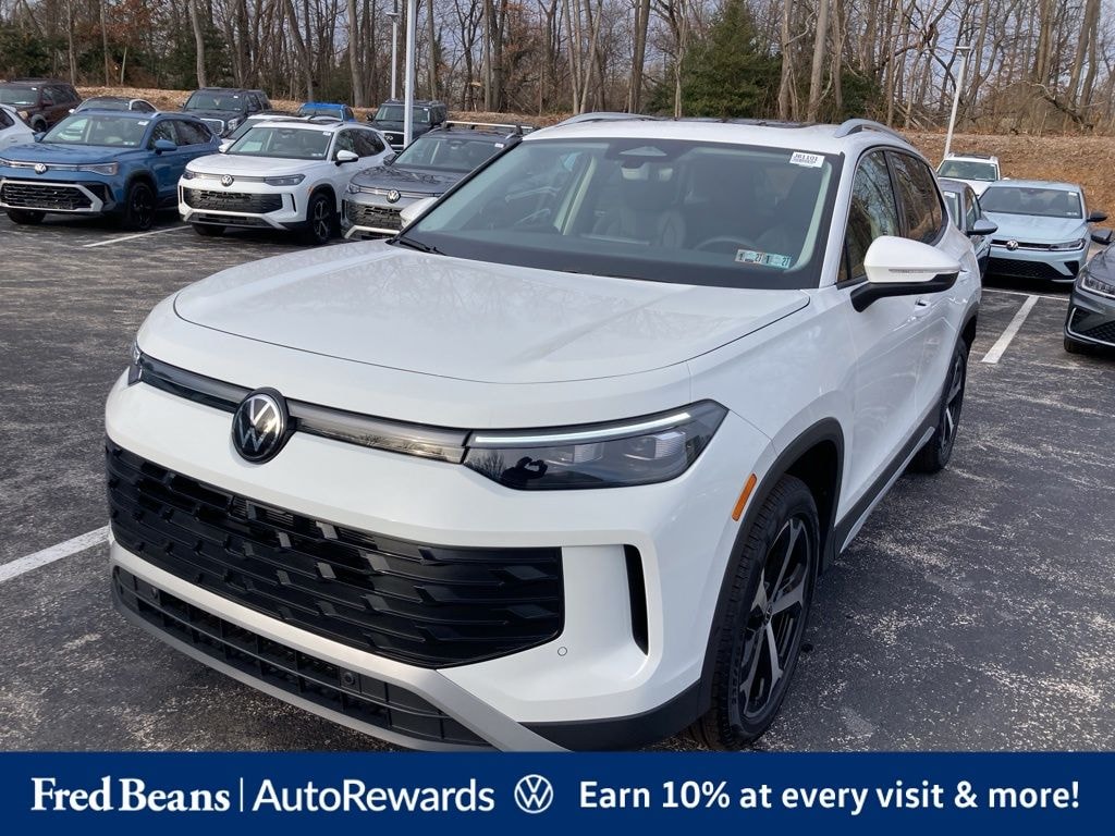 New 2026 Volkswagen Tiguan 2.0T SE SUV