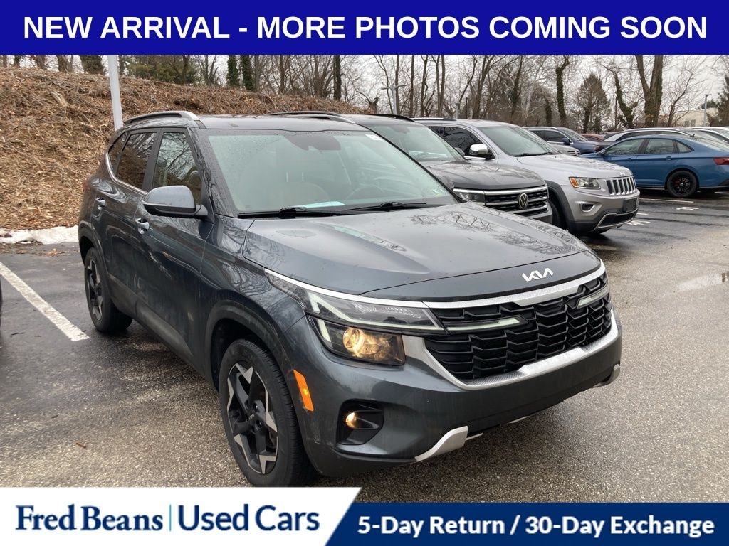 Used 2024 Kia Seltos EX SUV