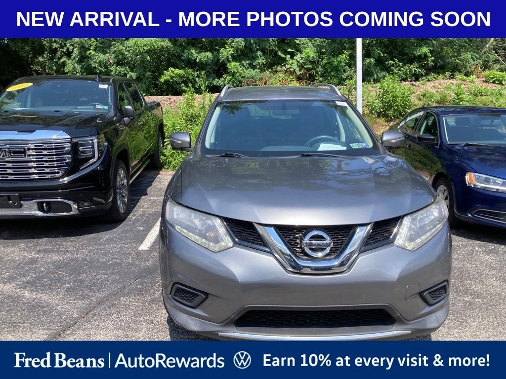 Used 2015 Nissan Rogue SV SUV