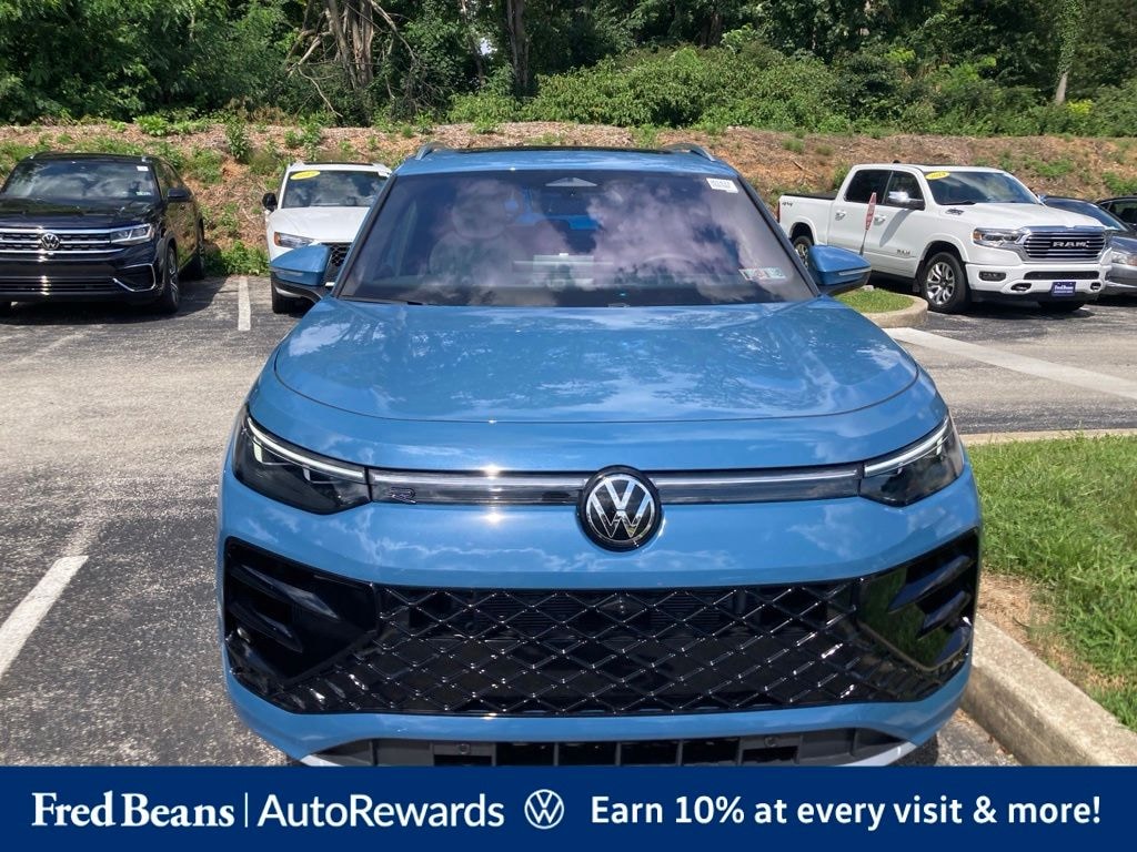New 2026 Volkswagen Tiguan SEL R-Line Turbo SUV