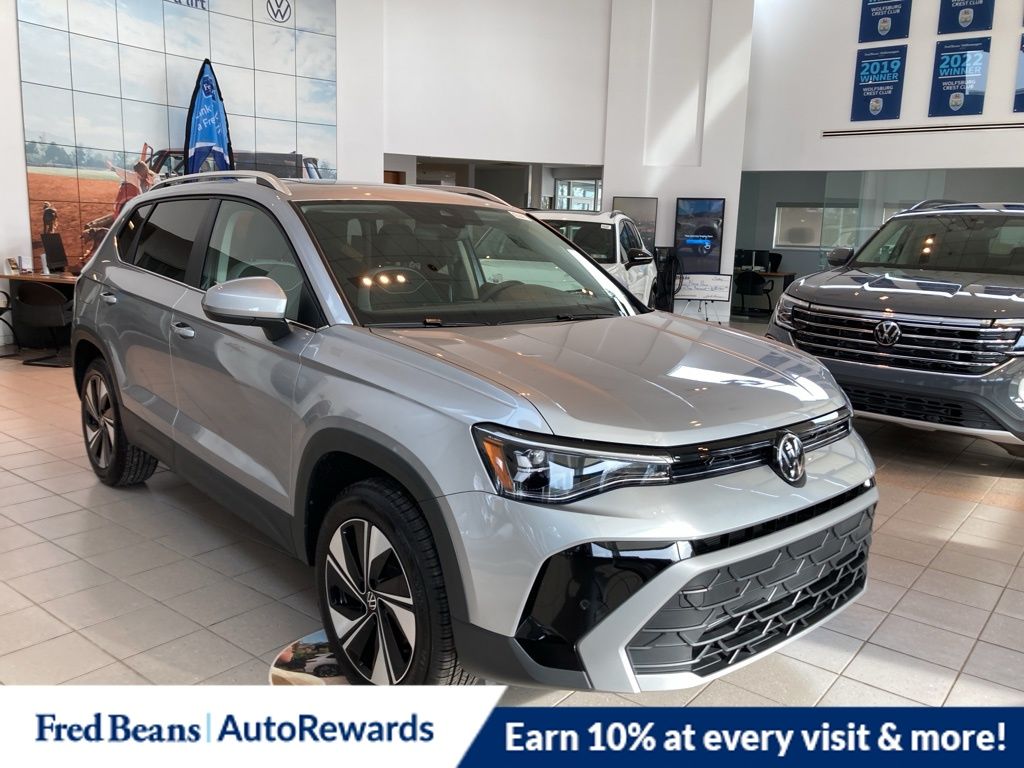 2026 Volkswagen Taos SE's photo