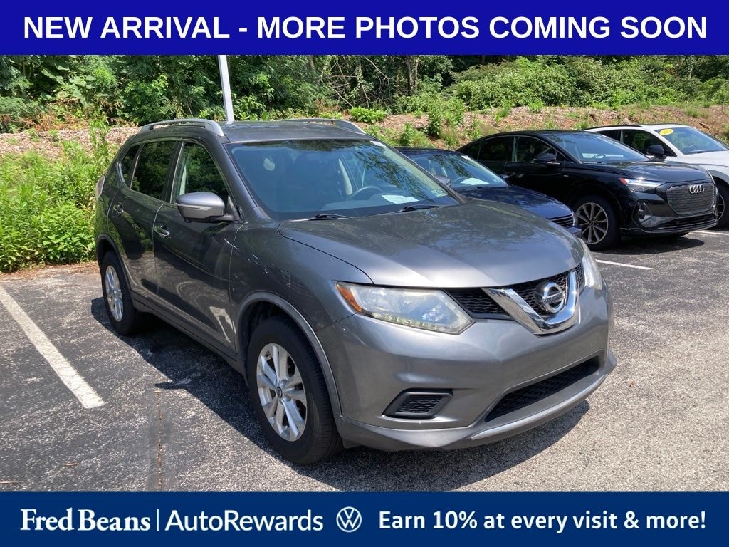 Used 2015 Nissan Rogue SV SUV