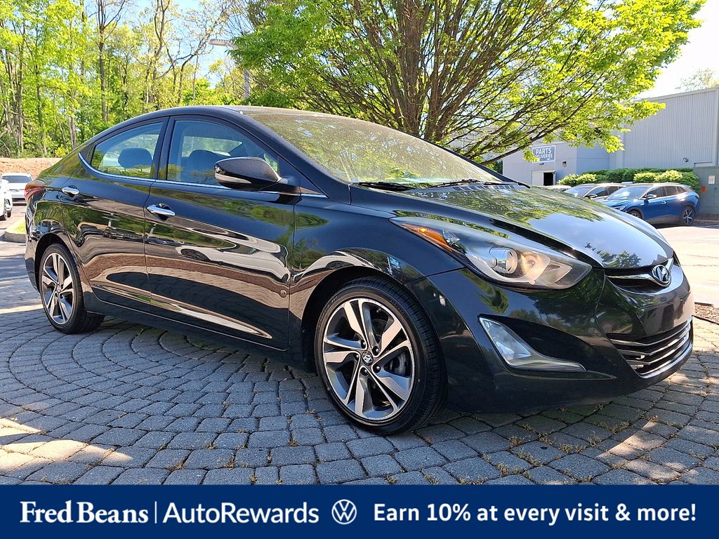 2015 Hyundai Elantra 1.8 Limited A/T PZEV's photo
