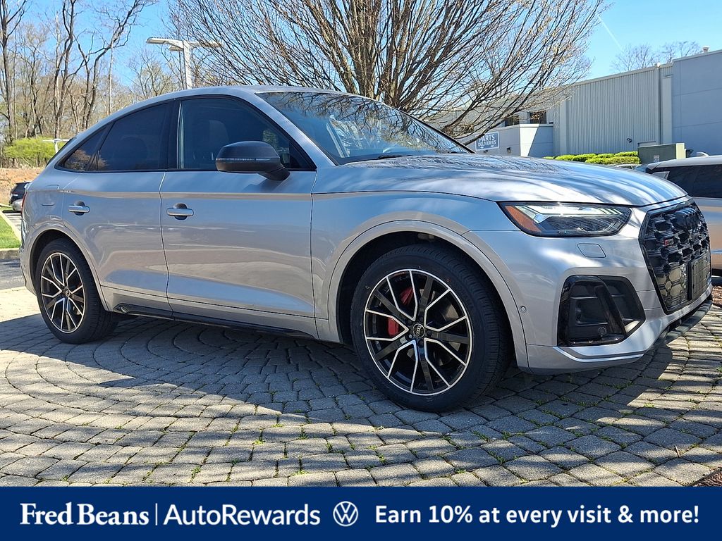 2023 Audi SQ5 Sportback Prestige's photo