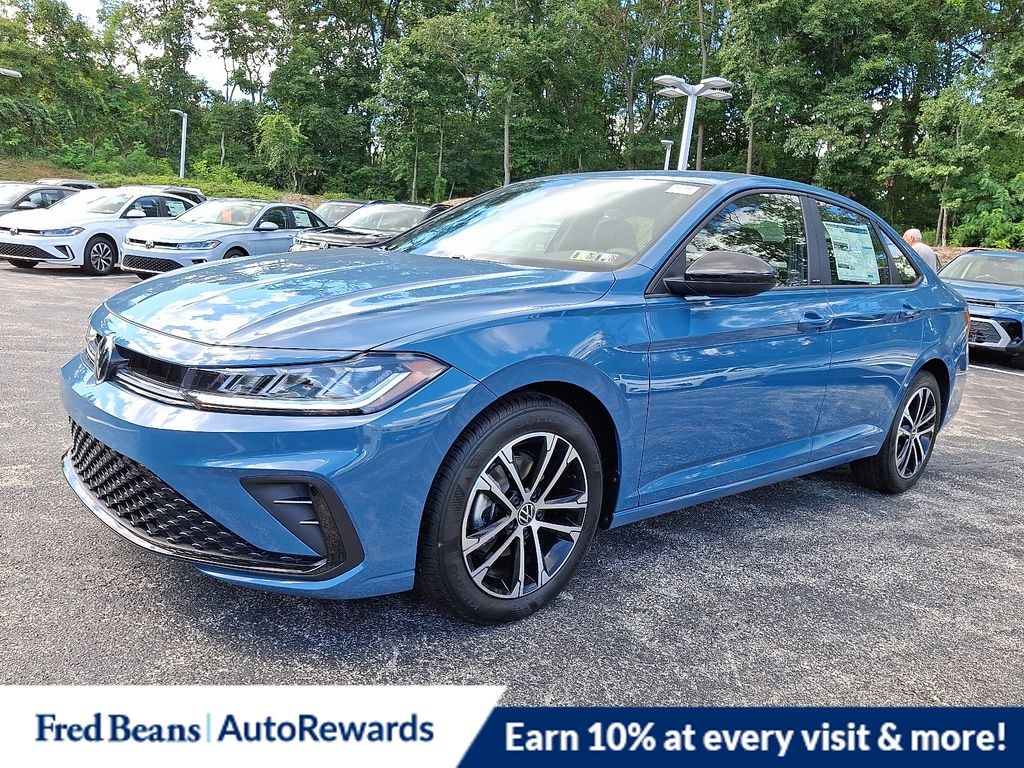 New 2025 Volkswagen Jetta 1.5T Sport Sedan