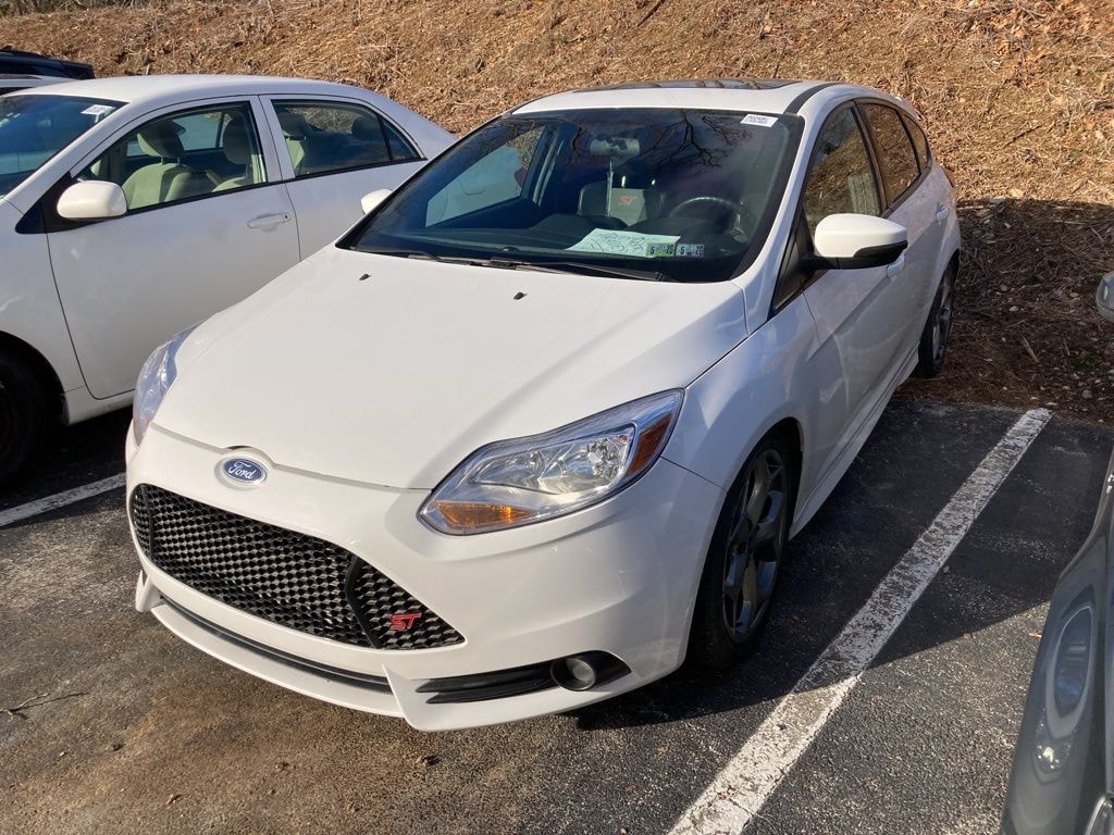 Used 2014 Ford Focus ST Base Hatchback