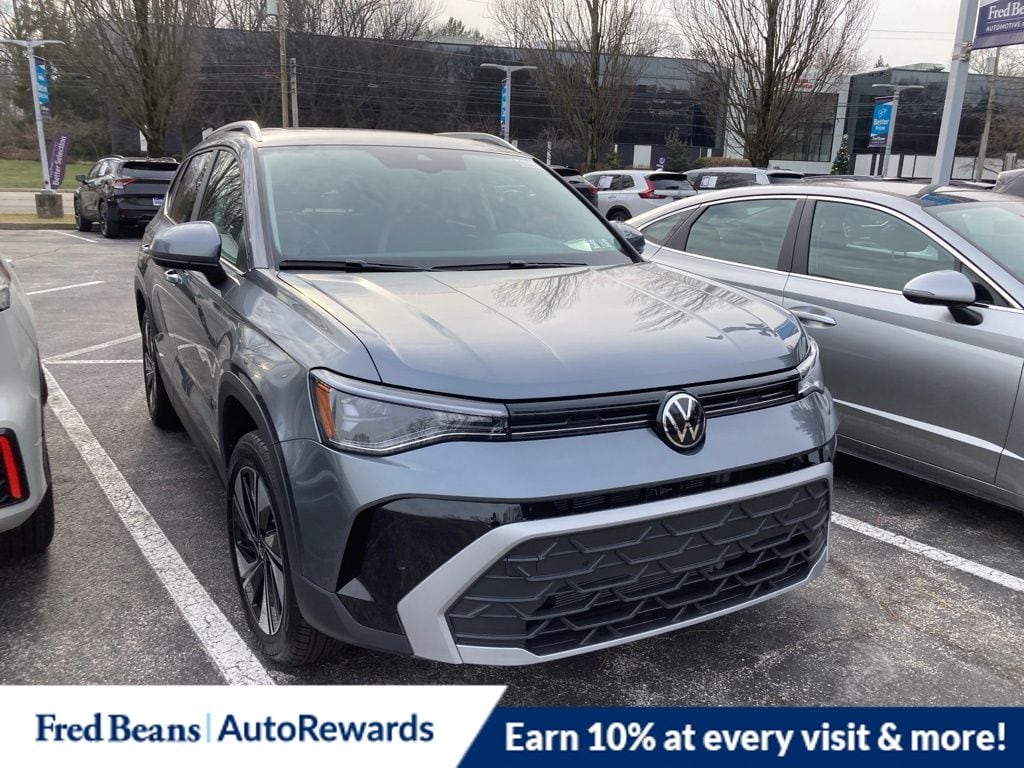 2026 Volkswagen Taos SE's photo