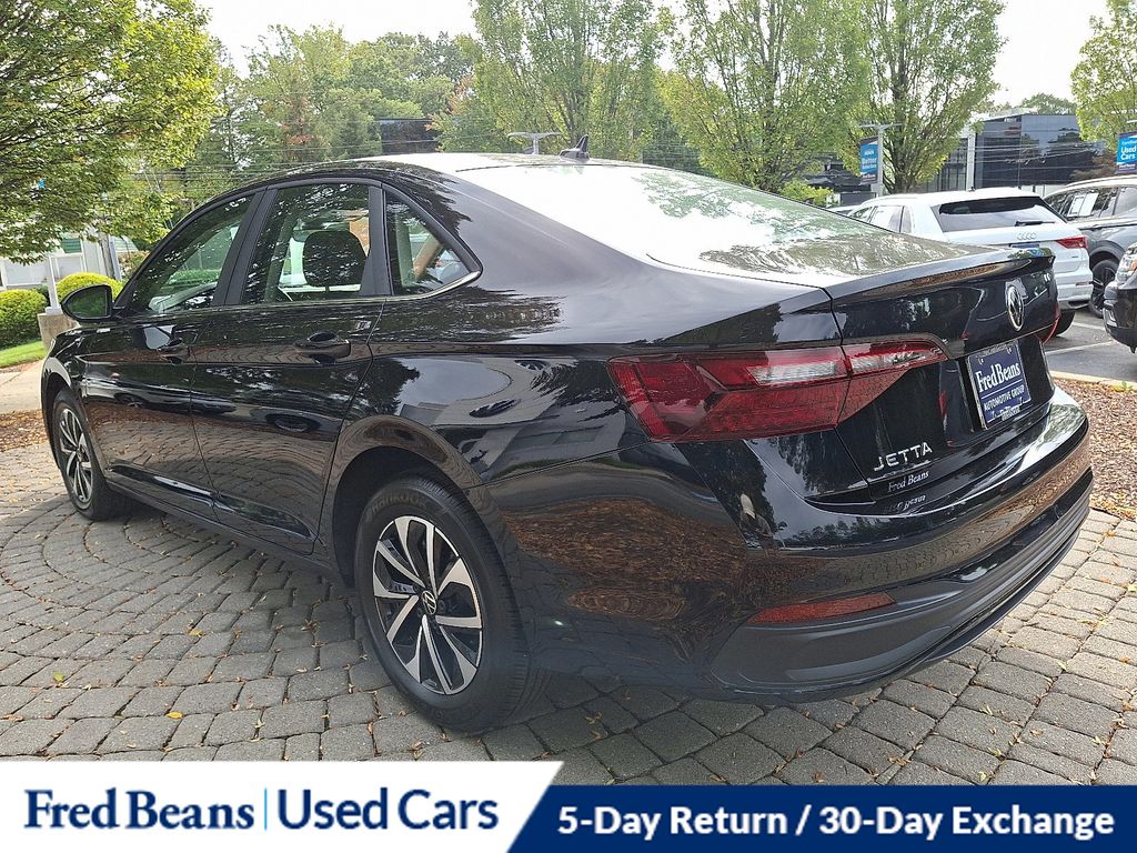 2024 Volkswagen Jetta 1.5T S photo 4