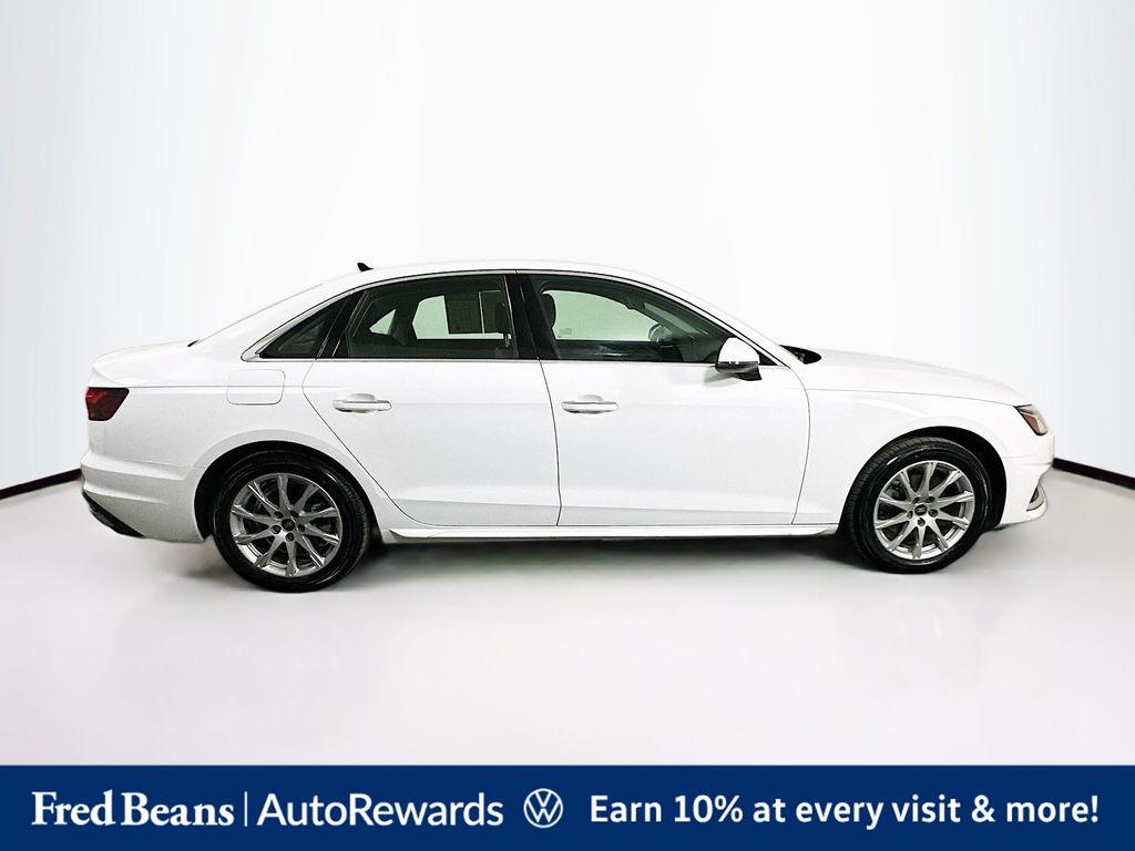 2023 Audi A4 Premium - Photo 11