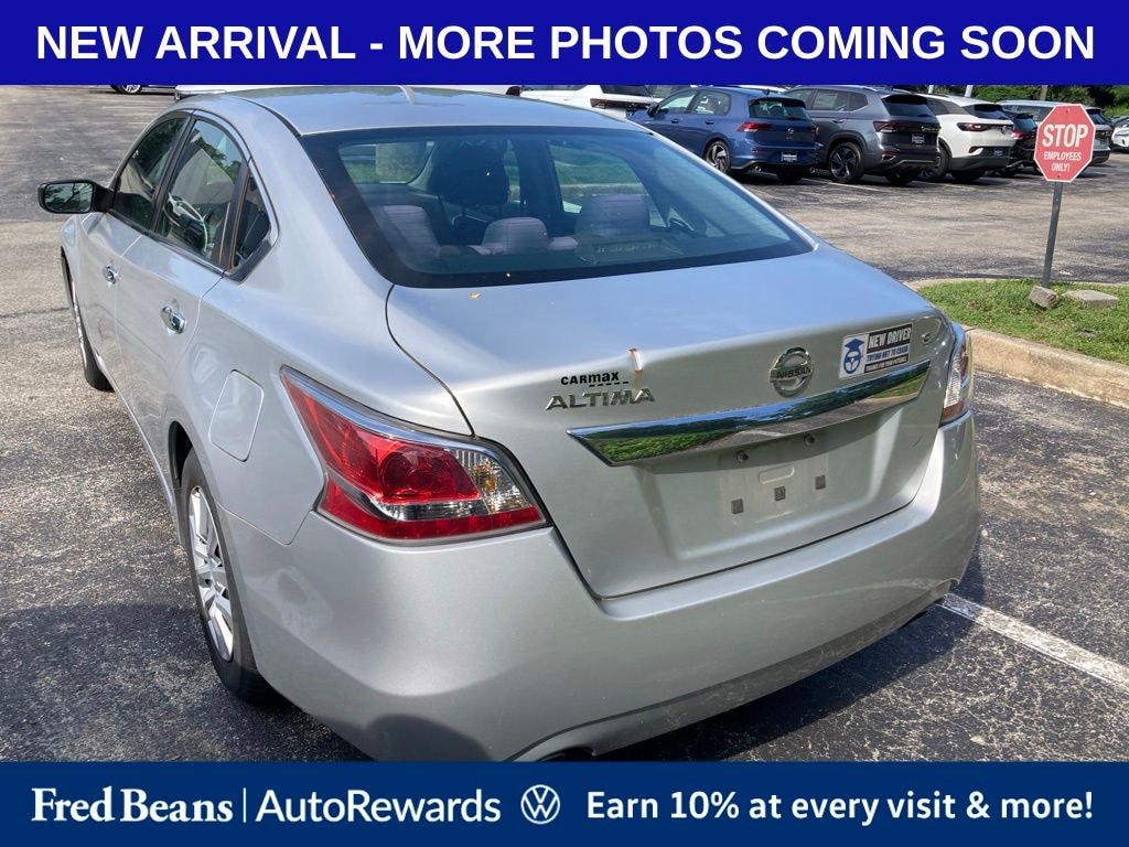 Used 2015 Nissan Altima 2.5 Sedan