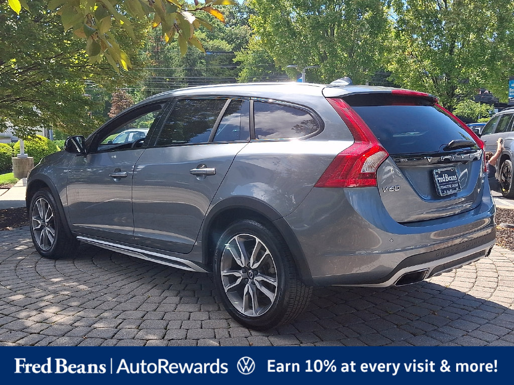 Used 2018 Volvo V60 Cross Country T5 AWD Wagon
