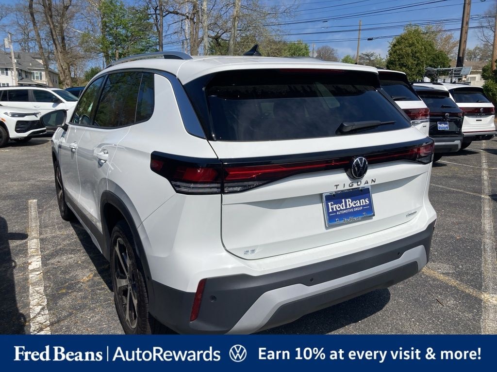 New 2026 Volkswagen Tiguan 2.0T SE SUV