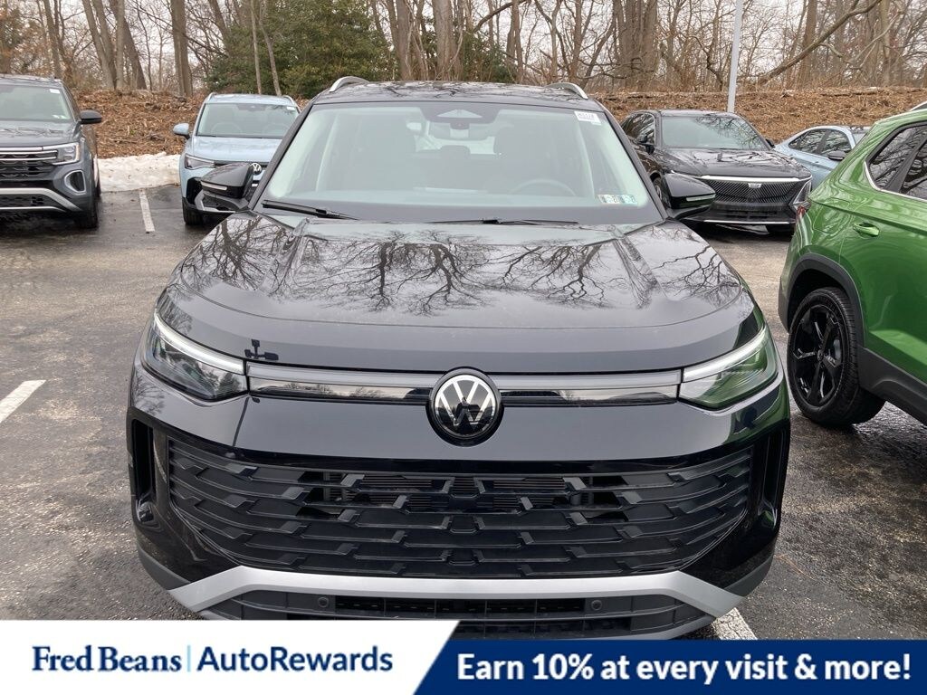 New 2026 Volkswagen Tiguan 2.0T SE SUV