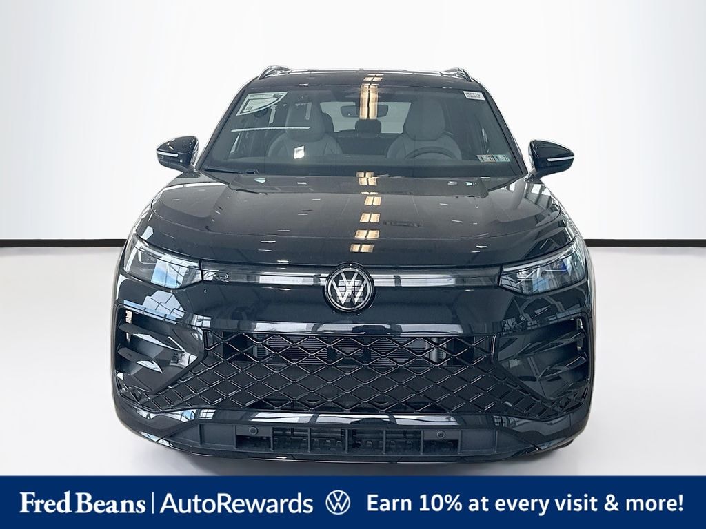 New 2026 Volkswagen Tiguan 2.0T SE R-Line Black SUV