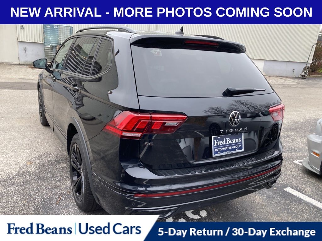 2024 Volkswagen Tiguan SE R-Line Black photo 4