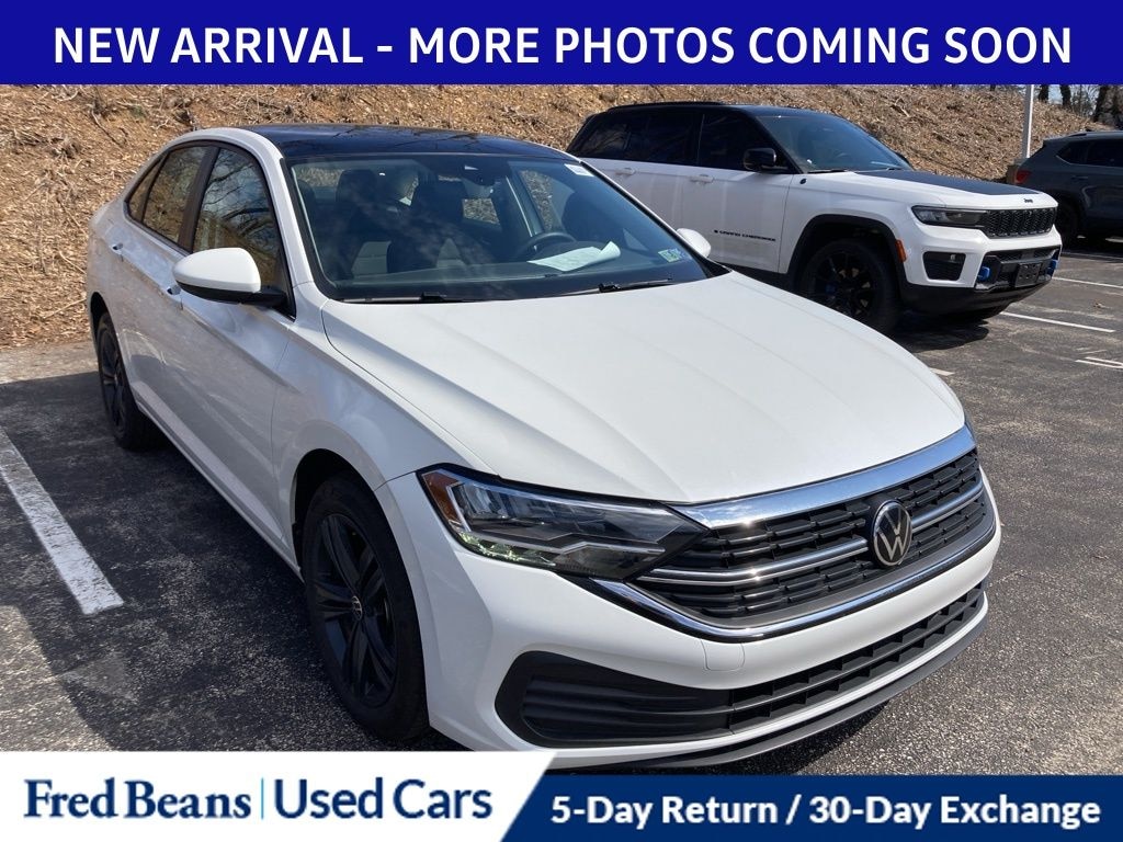 Certified 2024 Volkswagen Jetta 1.5T SE Sedan
