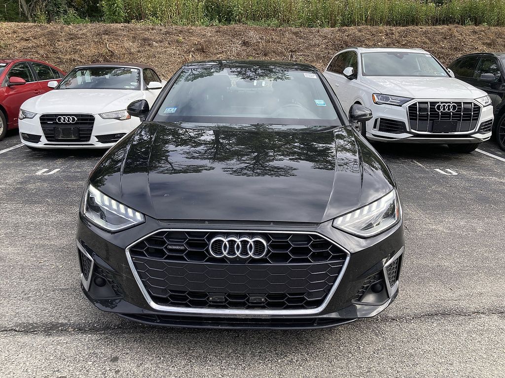 2022 Audi A4 45 S line Premium Plus photo 2