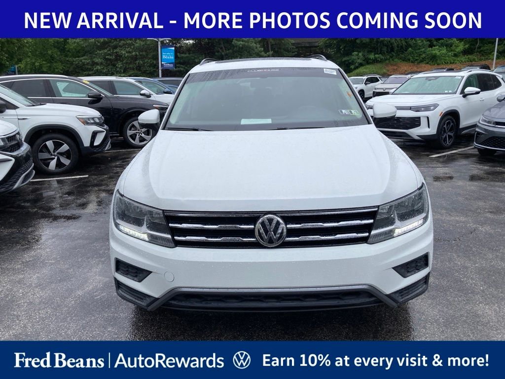 Used 2018 Volkswagen Tiguan SE with VIN 3VV2B7AX3JM216044 for sale in Devon, PA