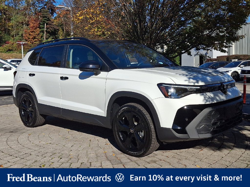 Certified 2026 Volkswagen Taos 1.5T SE Black SUV