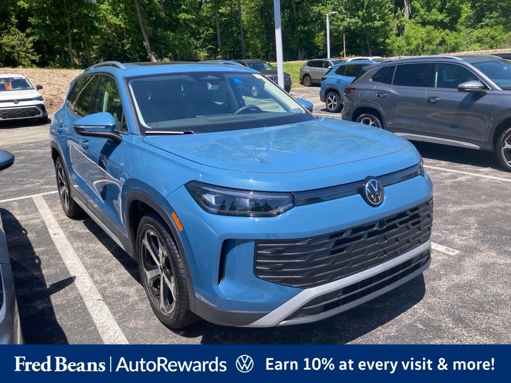 New 2026 Volkswagen Tiguan 2.0T SE SUV