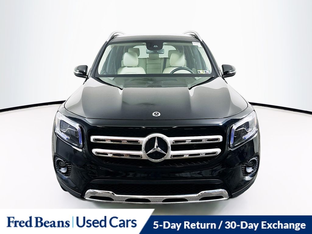 2021 Mercedes Benz GLB 250 4MATIC photo 2