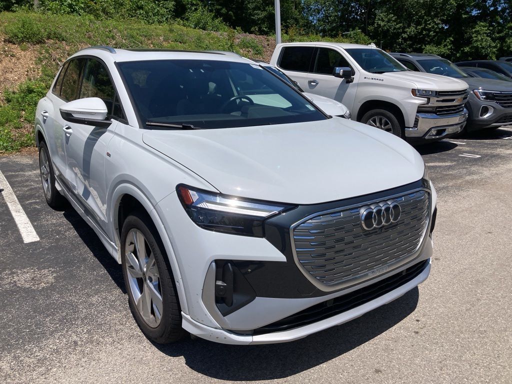 2023 Audi Q4 e-tron 50 Premium Plus quattro's photo