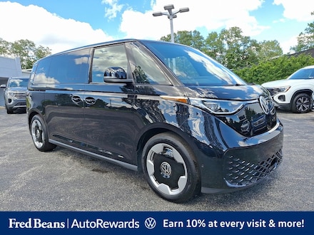 2025 Volkswagen ID. Buzz Pro S Van Passenger Van