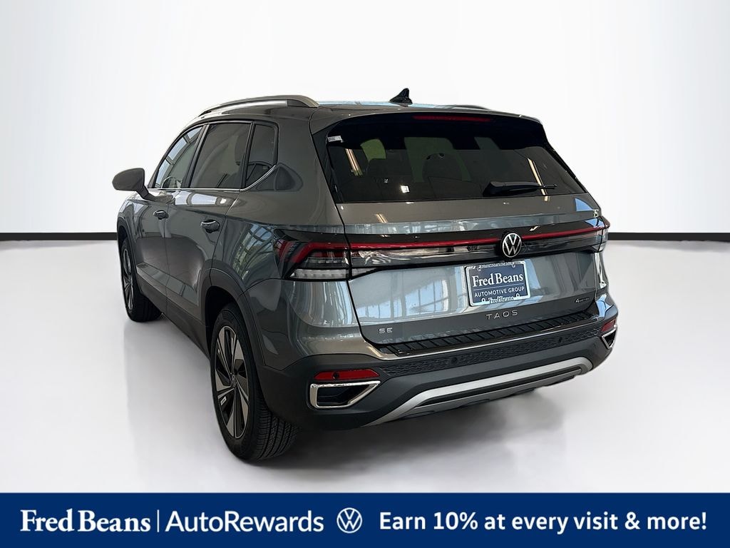 New 2026 Volkswagen Taos 1.5T SE SUV