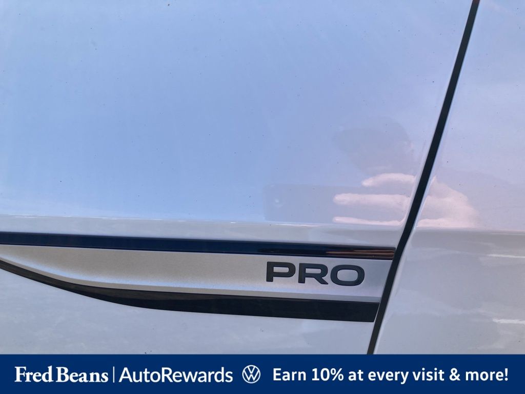 2025 Volkswagen ID.4 PRO - Photo 8