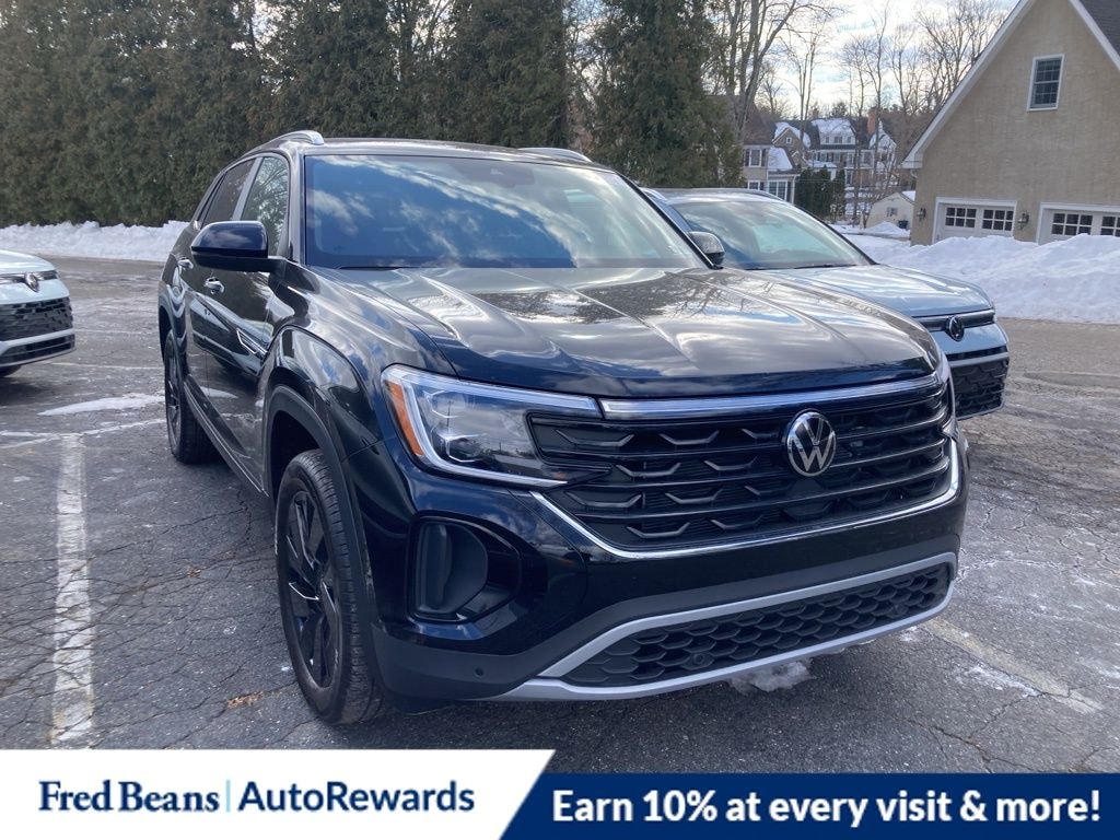 New 2026 Volkswagen Atlas Cross Sport 2.0T SE w/Technology SUV