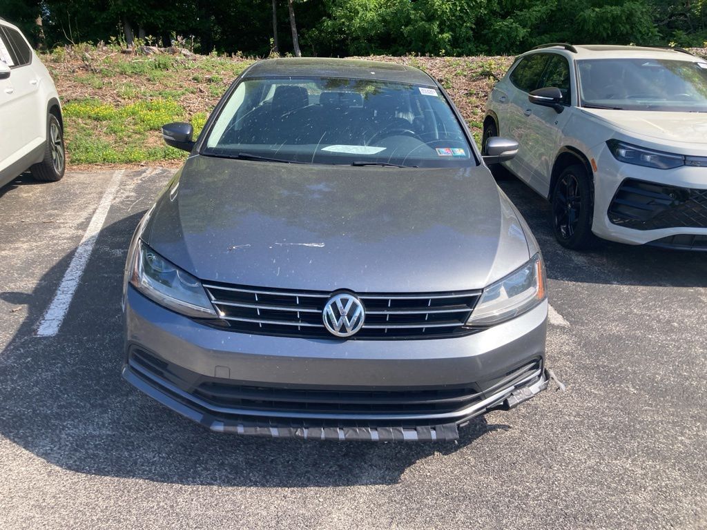 Used 2018 Volkswagen Jetta SE with VIN 3VWDB7AJ6JM204793 for sale in Devon, PA
