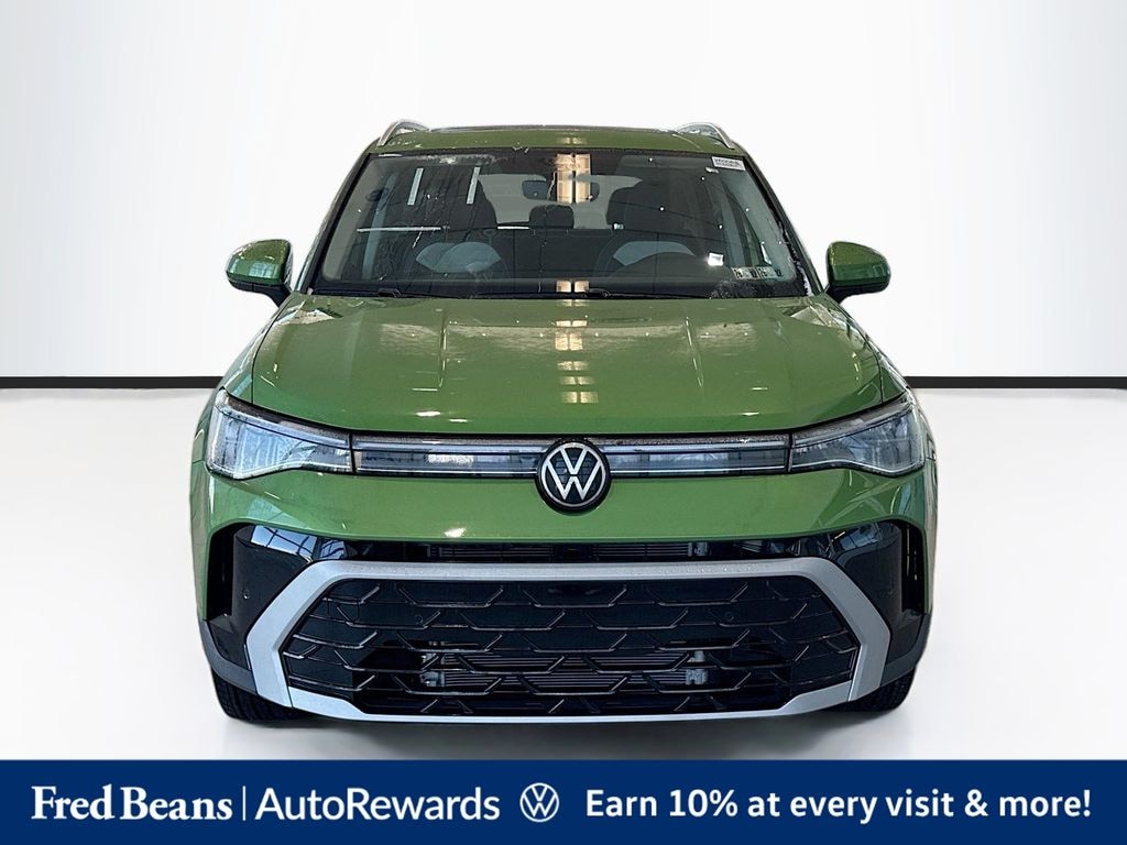 New 2026 Volkswagen Taos 1.5T SEL SUV
