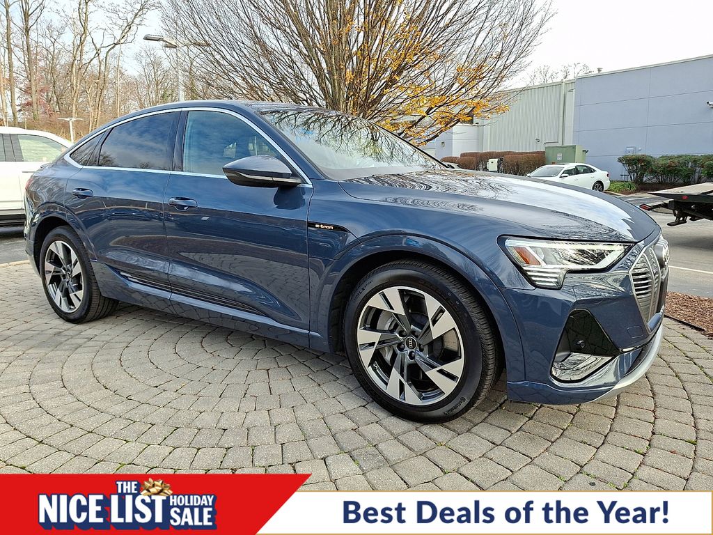 2023 Audi e-tron Sportback Premium's photo