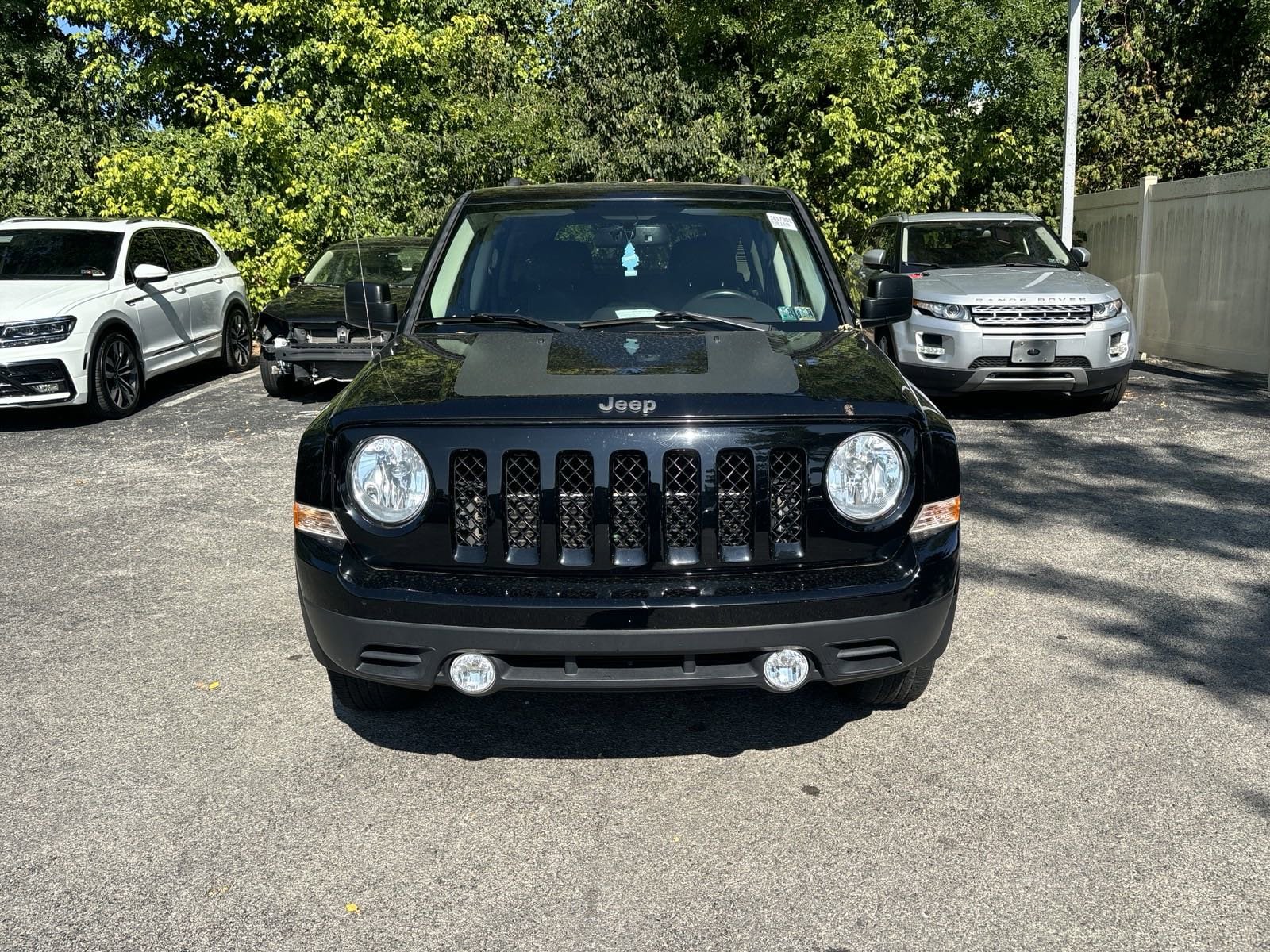 Used 2016 Jeep Patriot Sport SE with VIN 1C4NJPBA0GD752012 for sale in Devon, PA