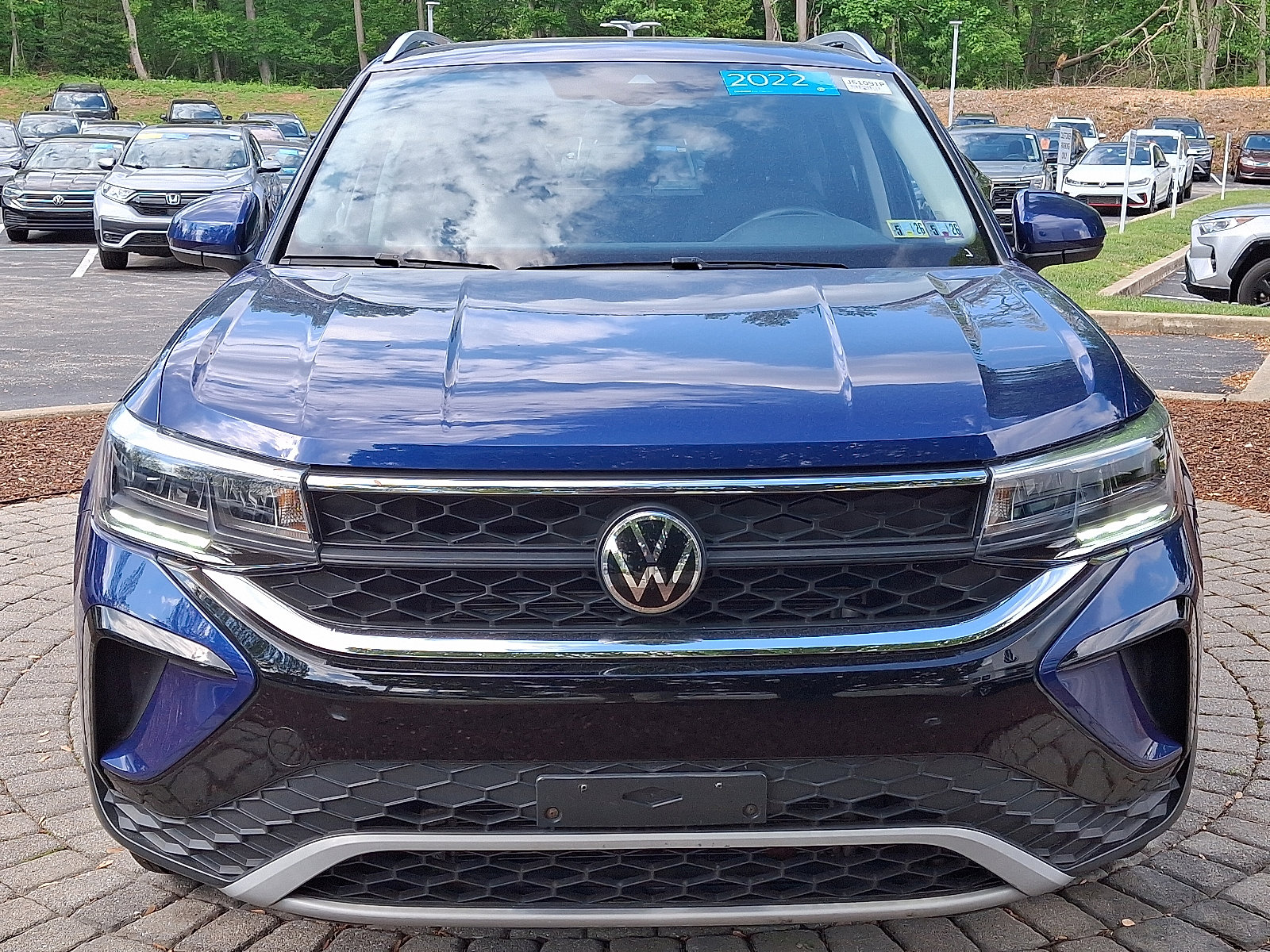 Certified 2022 Volkswagen Taos SE with VIN 3VVPX7B22NM030768 for sale in Devon, PA