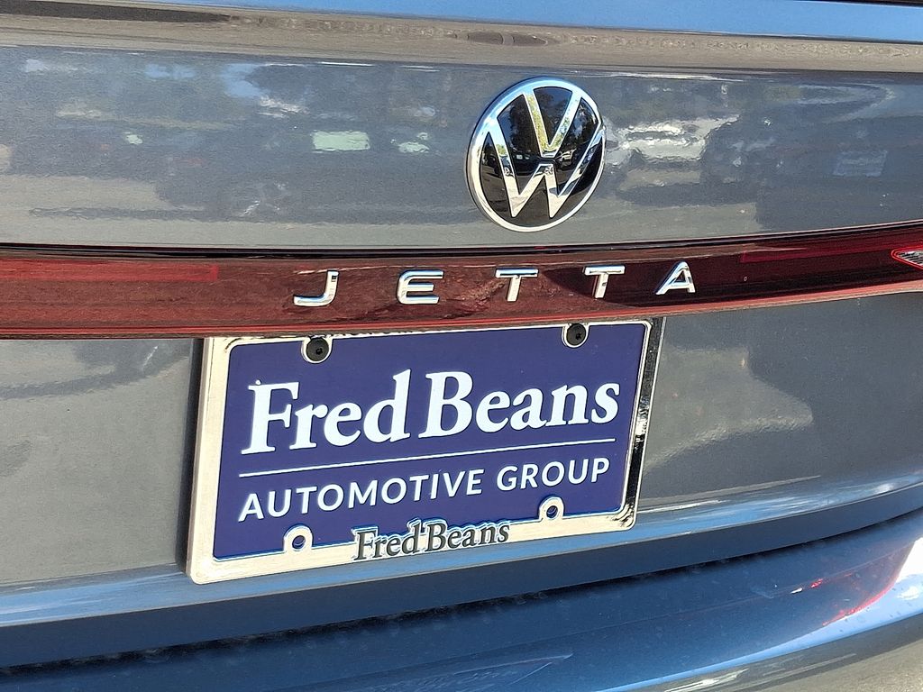 2025 Volkswagen Jetta S - Photo 8