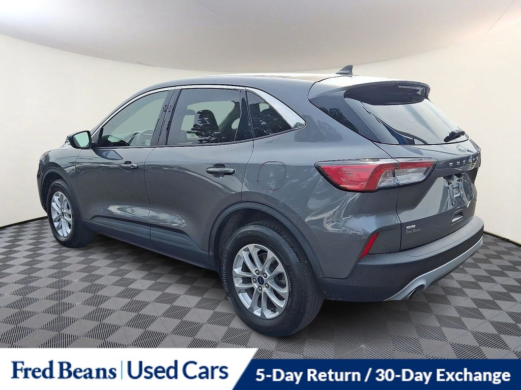 2022 Ford Escape SE photo 4