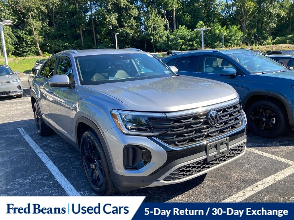 Certified 2024 Volkswagen Atlas Cross Sport 2.0T SE w/Technology SUV