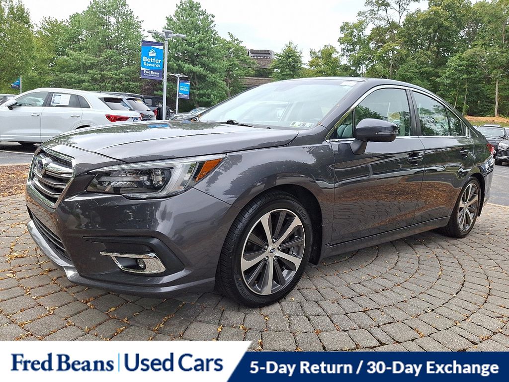 2018 Subaru Legacy 2.5i Limited photo 3