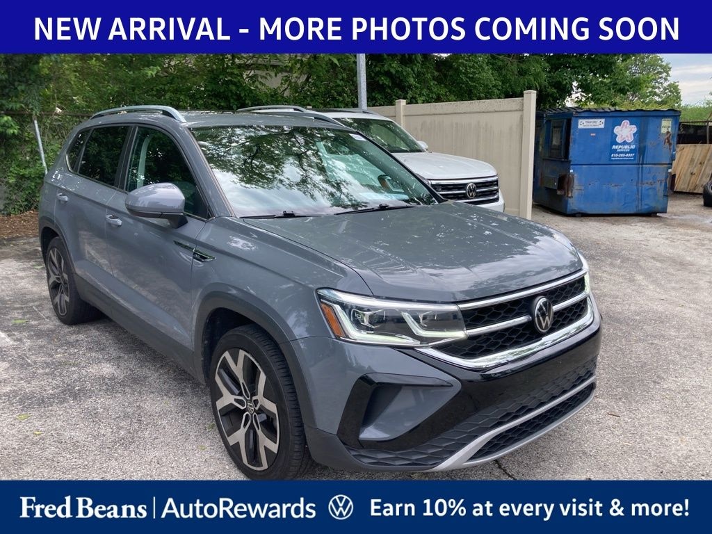 Used 2022 Volkswagen Taos 1.5T SEL 4MOTION SUV