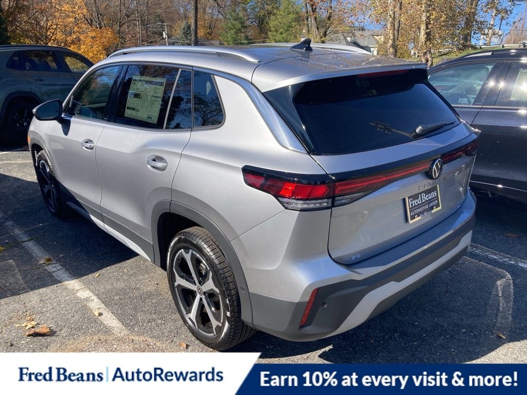 New 2026 Volkswagen Tiguan 2.0T SE SUV